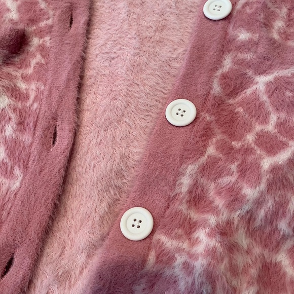 NWT Tyler Boe fuzzy sweater size small - Picture 4 of 4